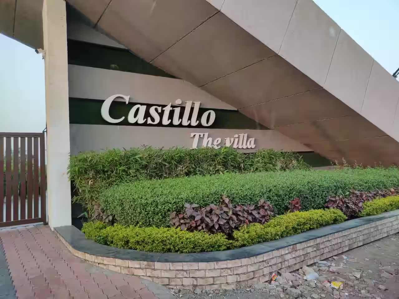 CASTILLO VILLA – 22